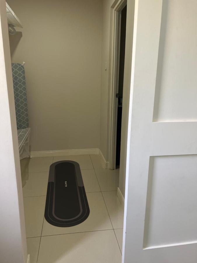 Bayfront Villa & Apartment Portmore Εξωτερικό φωτογραφία